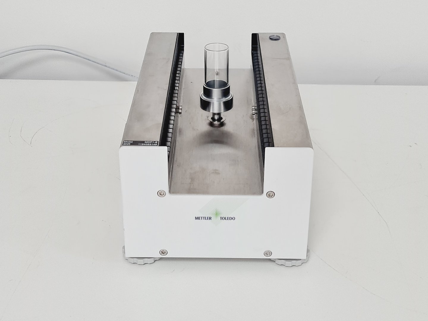Image of Mettler Toledo MCP105 MCP1-S Pipette Calibration Workstation with Accessories 