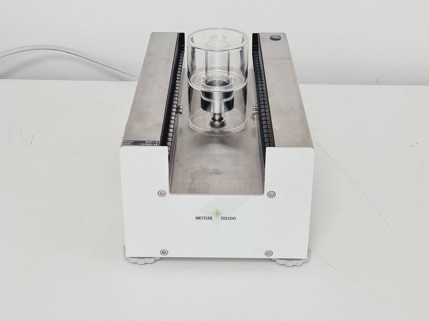 Image of Mettler Toledo MCP105 MCP1-S Pipette Calibration Workstation with Accessories 