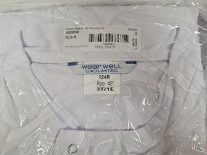 Thumbnail image of 160 x Wearwell Unisex Laboratory Lab Coats - Mixed Sizes - White & Blue