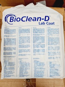 Thumbnail image of 605 x 3M Bioclean-D Disposable Lab Coats in Various Sizes (S-XL) 