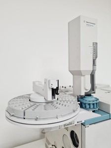 Thumbnail image of Agilent Technologies 6890N GC System,7683B Injector,5973 Mass Selective Detector