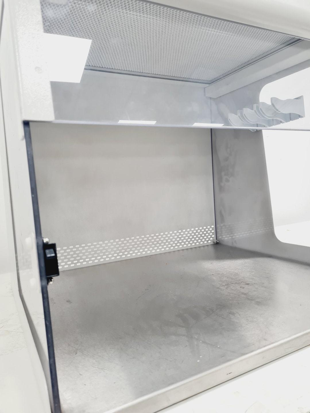 Image of Labcaire PCR 6 Workstation Lab