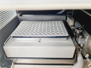 Thumbnail image of Hitachi Transgenomic Wave L-7000 Series DHPLC System - L-7400 - L-7300  Lab