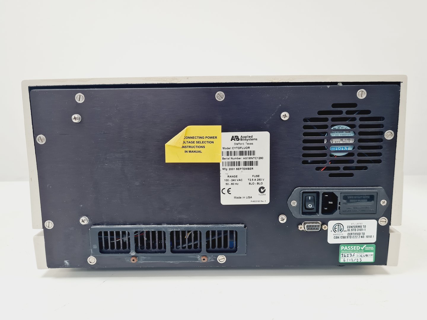 Image of CytoFluor Series 4000 System with CytoFlour & GraphPad Prism 5 Software Faulty