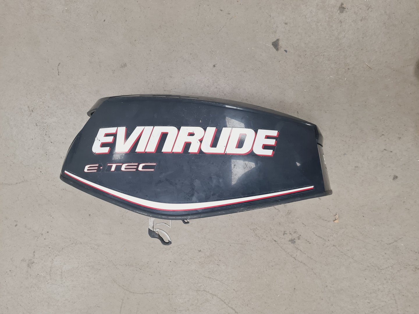 Image of Evinrude E-Tec 40hp E40DPLIIS Outboard Boat Engine (Missing Propeller)