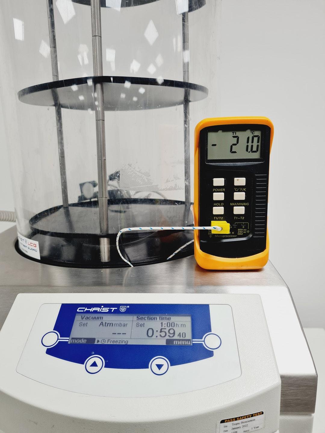 Image of Christ ALPHA 1-4 LD plus Freeze Dryer with Vacuubrand RZ 6 Vacuum Pump