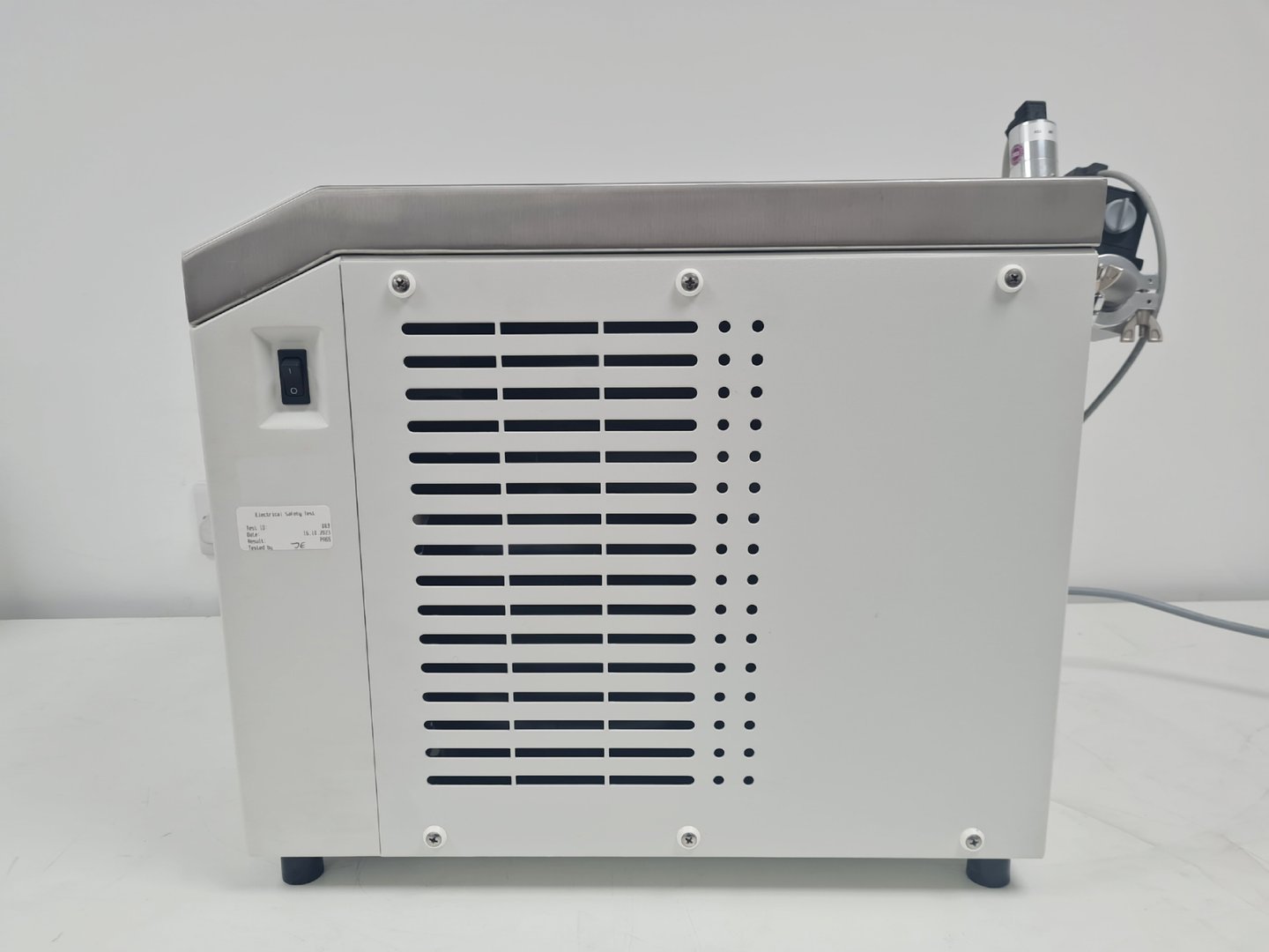 Image of Christ ALPHA 1-4 LD plus Freeze Dryer with Vacuubrand RZ 6 Vacuum Pump