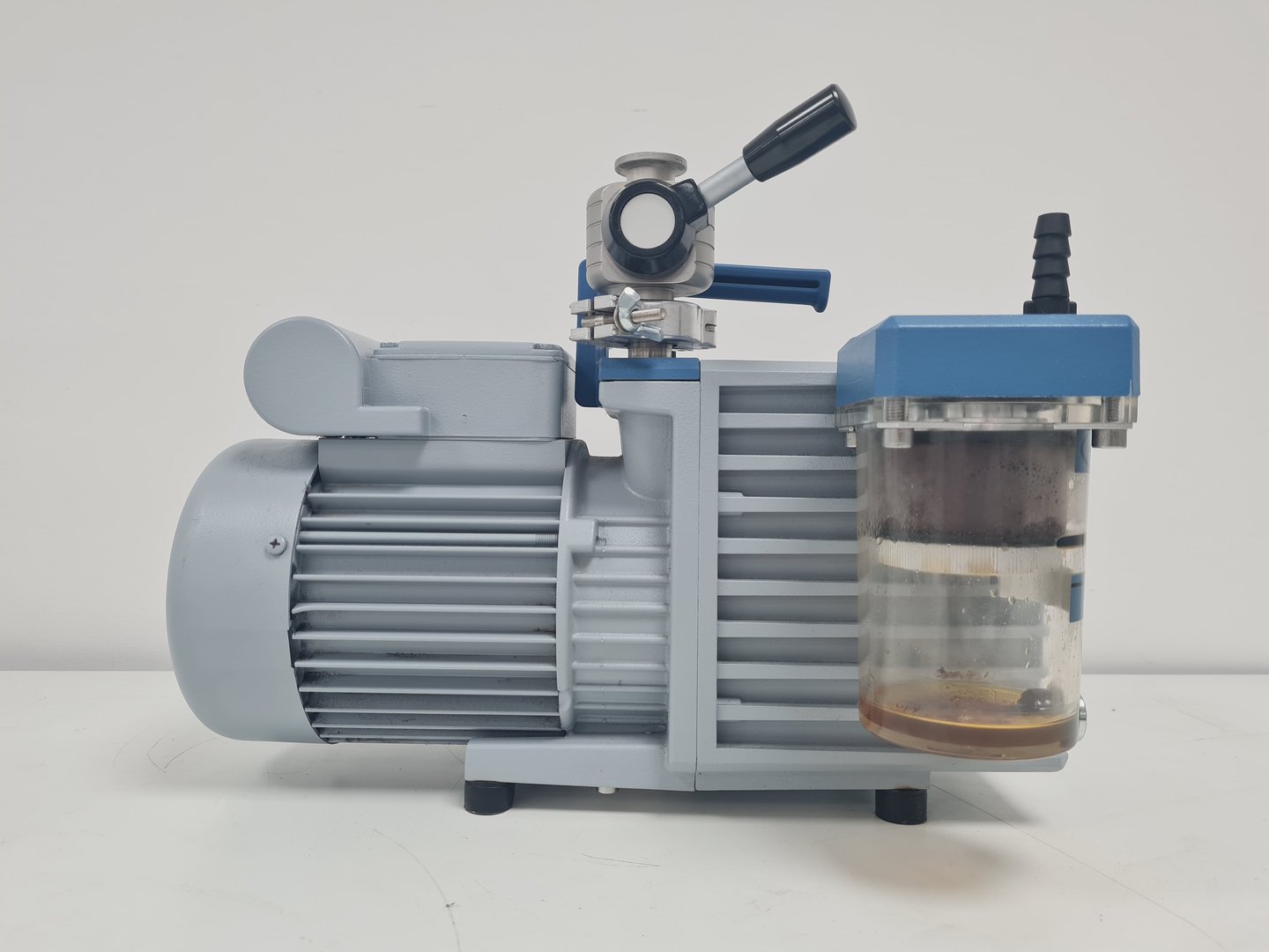 Image of Christ ALPHA 1-4 LD plus Freeze Dryer with Vacuubrand RZ 6 Vacuum Pump