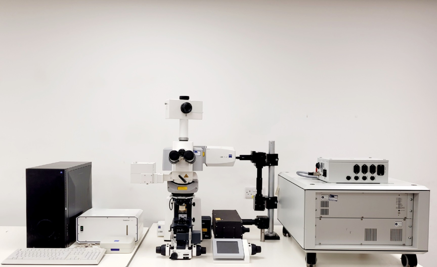 Image of Zeiss Axio Examiner.Z1 Fluorescence Motorised Microscope LSM 7 FaultyMP Imaging