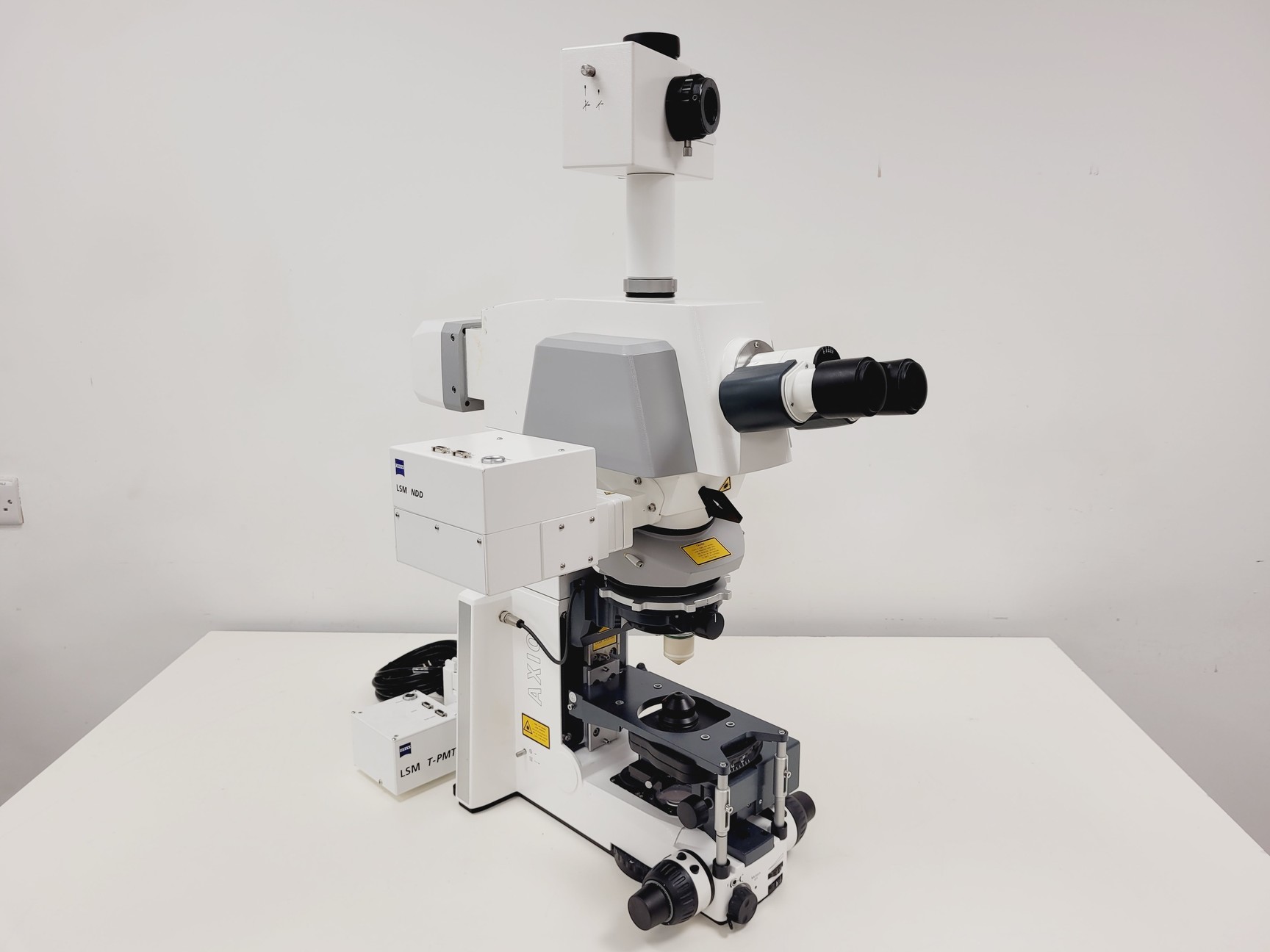 Image of Zeiss Axio Examiner.Z1 Fluorescence Motorised Microscope LSM 7 FaultyMP Imaging