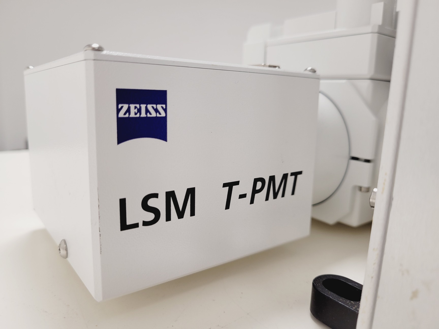 Image of Zeiss Axio Examiner.Z1 Fluorescence Motorised Microscope LSM 7 FaultyMP Imaging