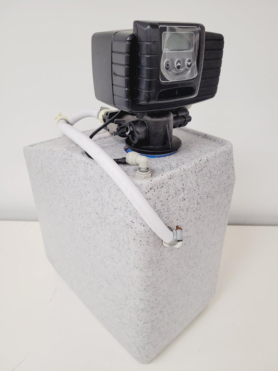 Image of Pentair Fleck VC 5600SXT Water Softener Lab