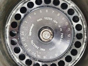 Thumbnail image of Eppendorf Benchtop Refrigerated Centrifuge 5415 R with Rotor Lab Spares/Repairs