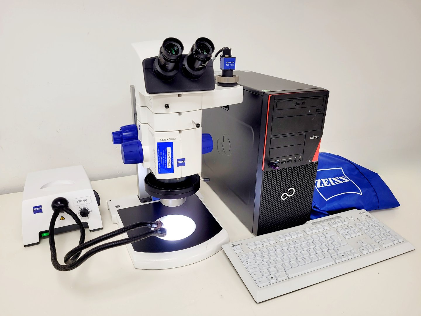 Image of Zeiss SteREO Discovery.V8 w/  CRI90 Cold Light Source, PC & Software Lab