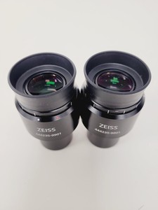 Thumbnail image of Zeiss SteREO Discovery.V8 w/  CRI90 Cold Light Source, PC & Software Lab