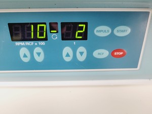 Thumbnail image of Hettich Zentrifugen Rotofix 32A Centrifuge with 5000rpm 1617 Rotor Lab