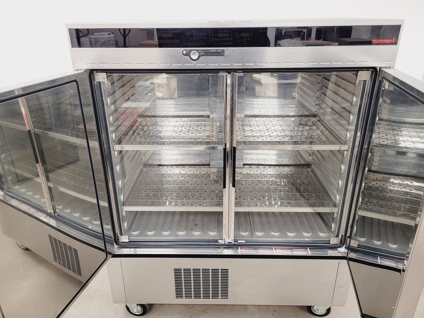 Image of Memmert ICP 700 Cooled Incubator Lab