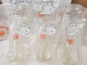 Thumbnail image of Pallet of Corning Assorted Plastic Erlenmeyer Flasks  43114 431433 Mixed Sizes 