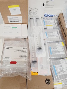 Thumbnail image of Pallet of Assorted Plastic and Glass Consumables - Fisherbrand - Corning - Lonza