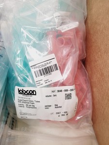 Thumbnail image of Pallet of Assorted Plastic and Glass Consumables - Fisherbrand - Corning - Lonza