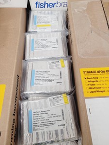 Thumbnail image of Pallet of Assorted Plastic and Glass Consumables - Fisherbrand - Corning - Lonza