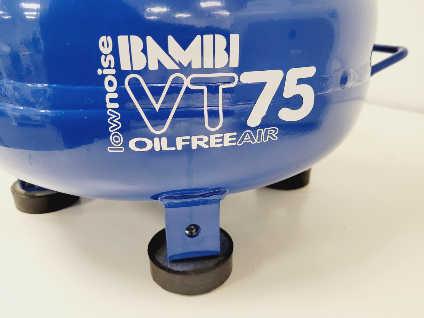 Image of FluidX X-Seal AAS Automated Adhesive Sealer with Bambi VT75 Compressor Lab