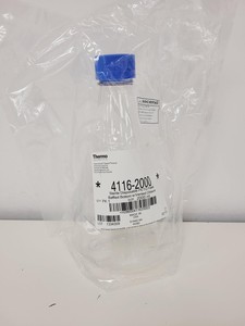 Thumbnail image of 34 x Thermo Disposable Erlenmeyer Baffled Flasks 2000ml PETG 4116-2000