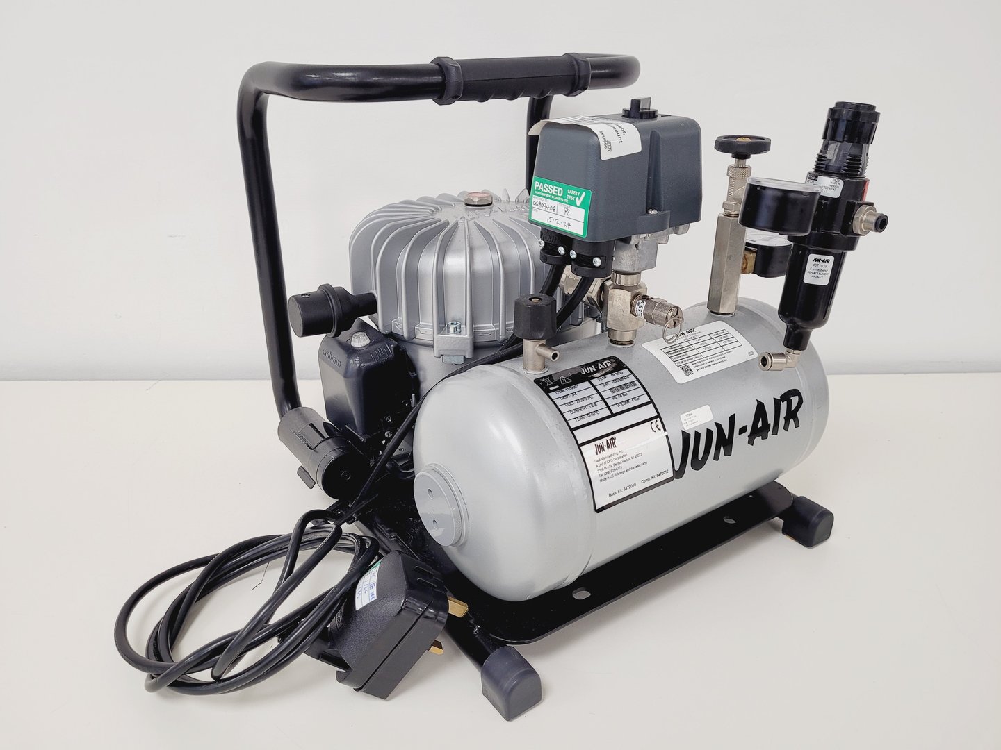Image of Jun-Air Model 3 Air Compressor