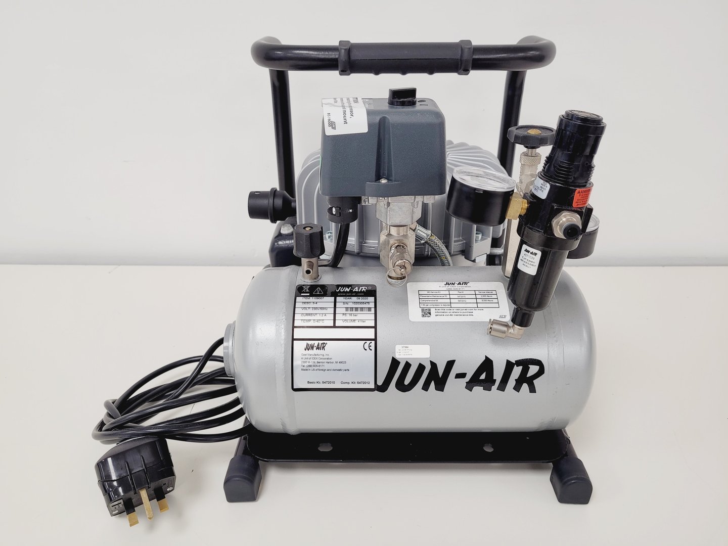 Image of Jun-Air Model 3 Air Compressor