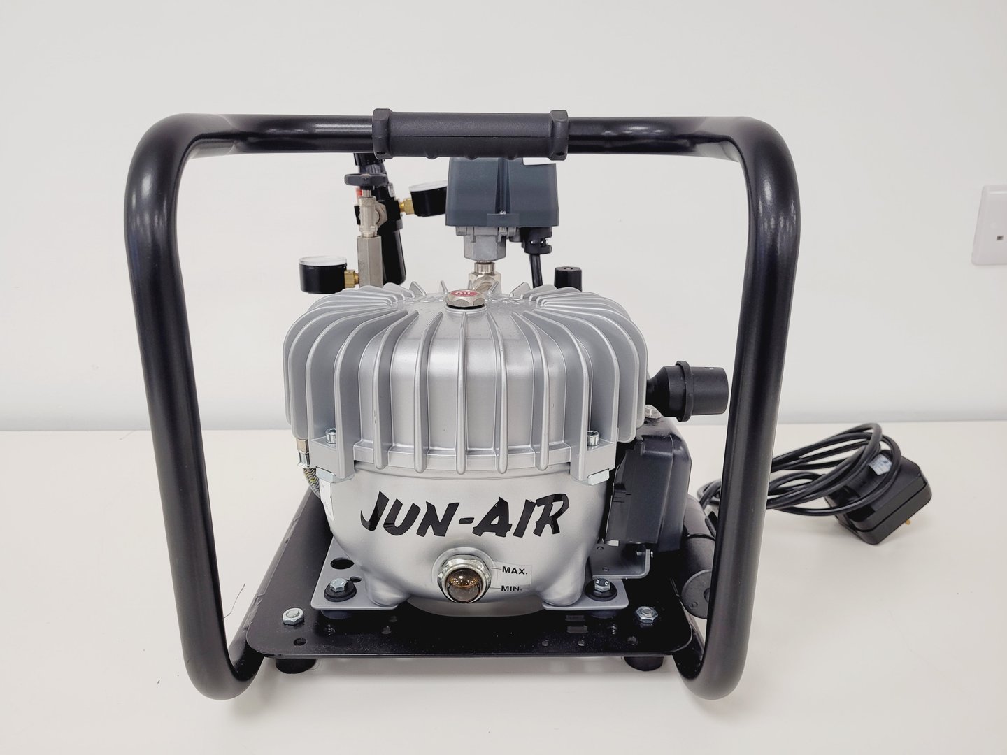 Jun-Air Model 3 Air Compressor