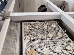 Thumbnail image of Gallenkamp Cooled Orbital Shaking Incubator INR-250 Lab