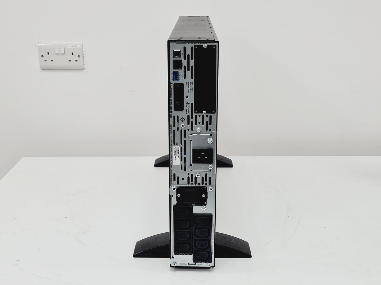 Image of Beckman Coulter MoFlo XDP Cell Sorter Laser Cytomation System + Optics Table 