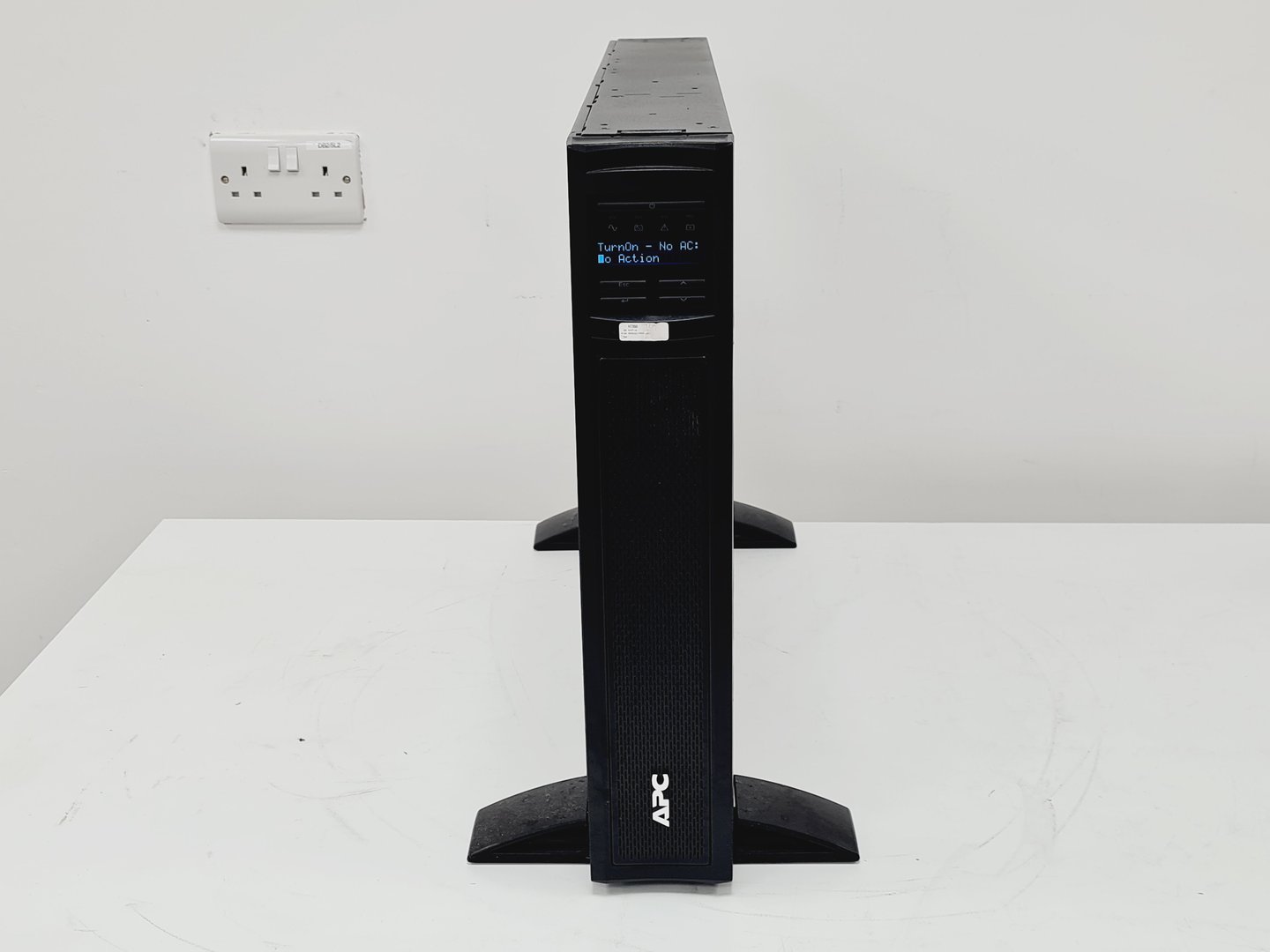 Image of Beckman Coulter MoFlo XDP Cell Sorter Laser Cytomation System + Optics Table 