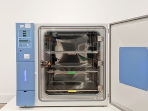 Thumbnail image of Thermo Scientific 3311 Forma Steri-Cult Co2 Incubator Lab