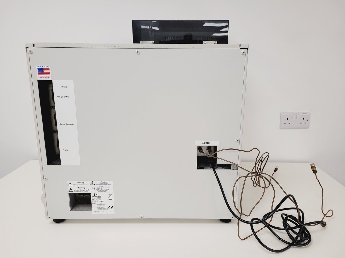 Image of Perkin Elmer 2400 Series II CHNS/O Elemental Analyser