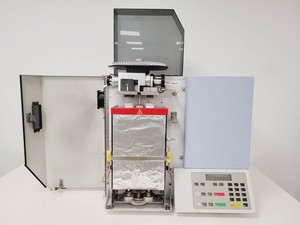 Thumbnail image of Perkin Elmer 2400 Series II CHNS/O Elemental Analyser