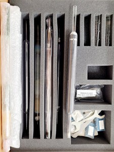 Thumbnail image of Perkin Elmer 2400 Series II CHNS/O Elemental Analyser