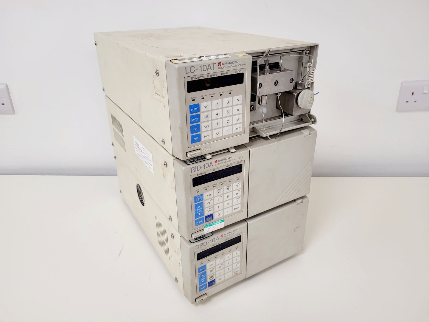 Image of Shimadzu HPLC System, SPD-10A, LC-10AT, RID-10A Lab