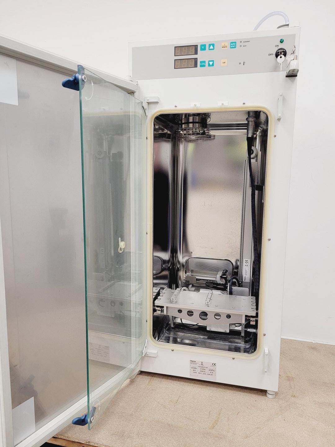 Image of Thermo Cytomat 2 C-LIN Automated Incubator Lab