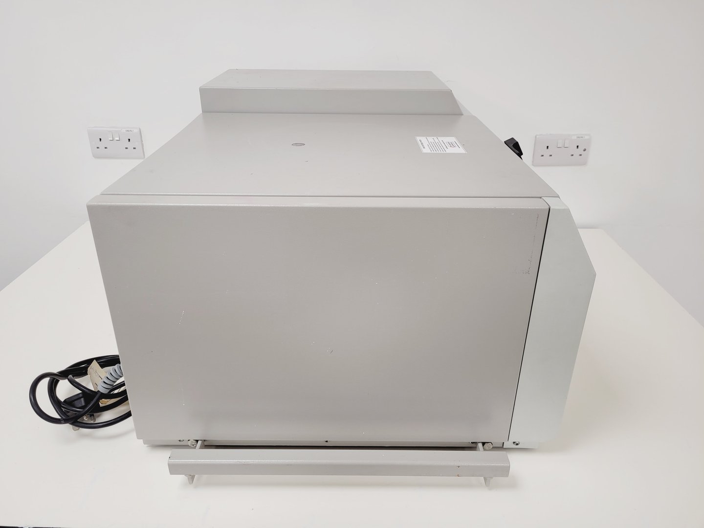 Image of MSE Falcon 6/300 Centrifuge w/ MSE Swing Out Rotor Lab