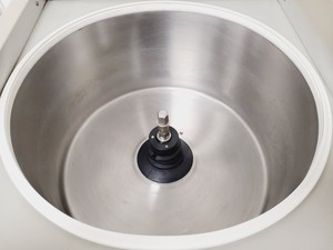 Thumbnail image of MSE Falcon 6/300 Centrifuge w/ MSE Swing Out Rotor Lab