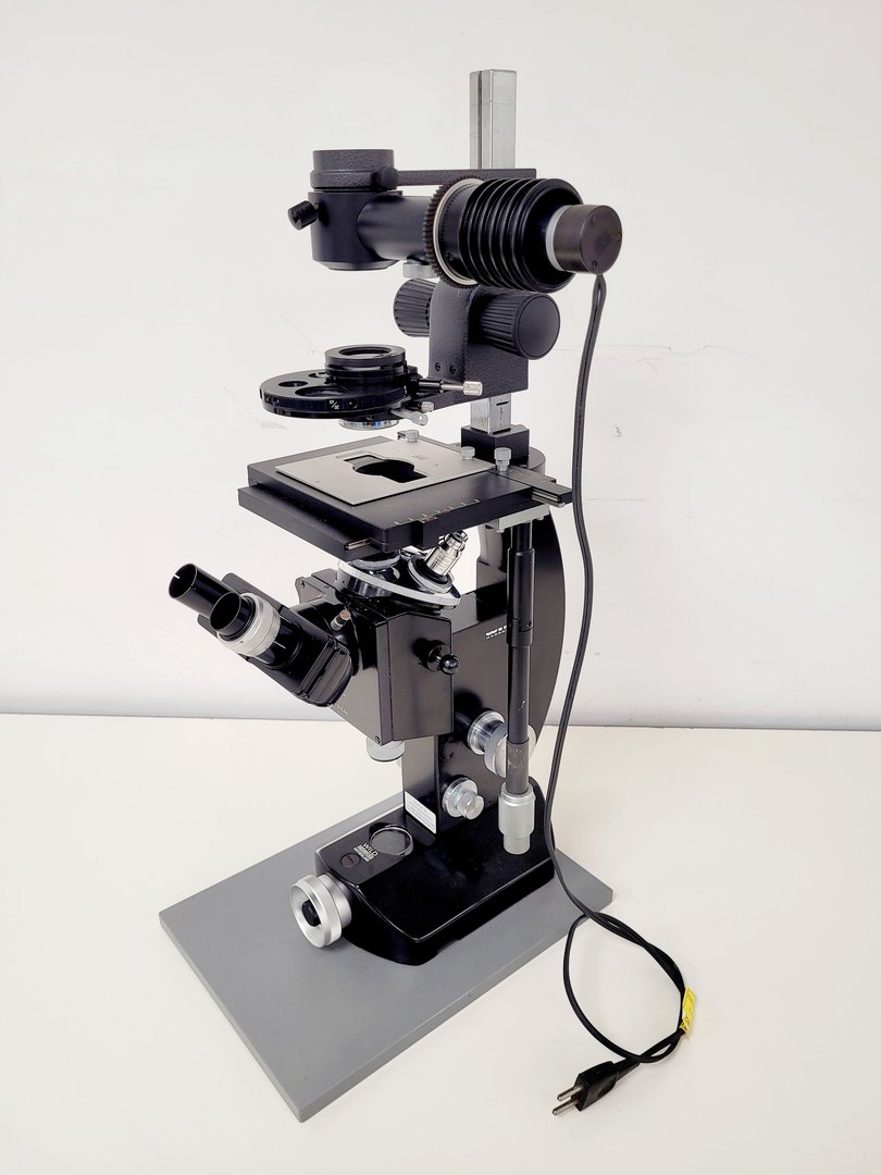 Image of Wild Heerbrugg M40A Inverted Microscope 4/0.10, 10/0.25 Ph, 20/0.25 Ph, 40/0.25