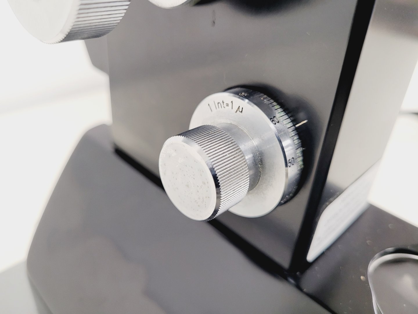 Image of Wild Heerbrugg M40A Inverted Microscope 4/0.10, 10/0.25 Ph, 20/0.25 Ph, 40/0.25