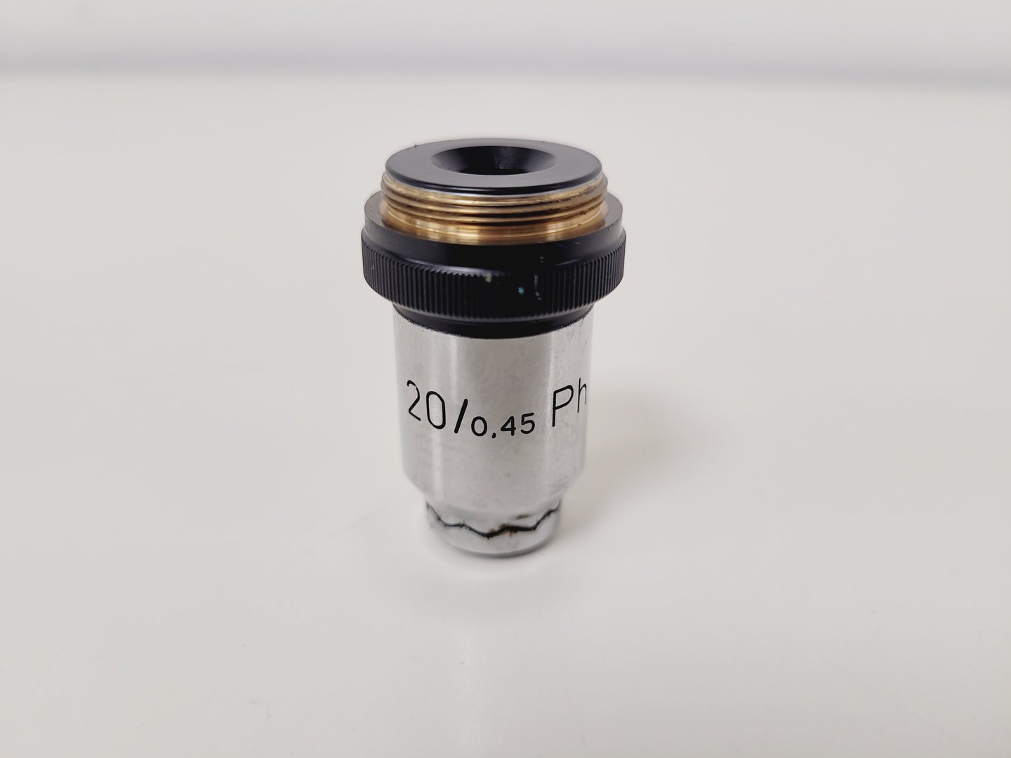 Image of Wild Heerbrugg M40A Inverted Microscope 4/0.10, 10/0.25 Ph, 20/0.25 Ph, 40/0.25