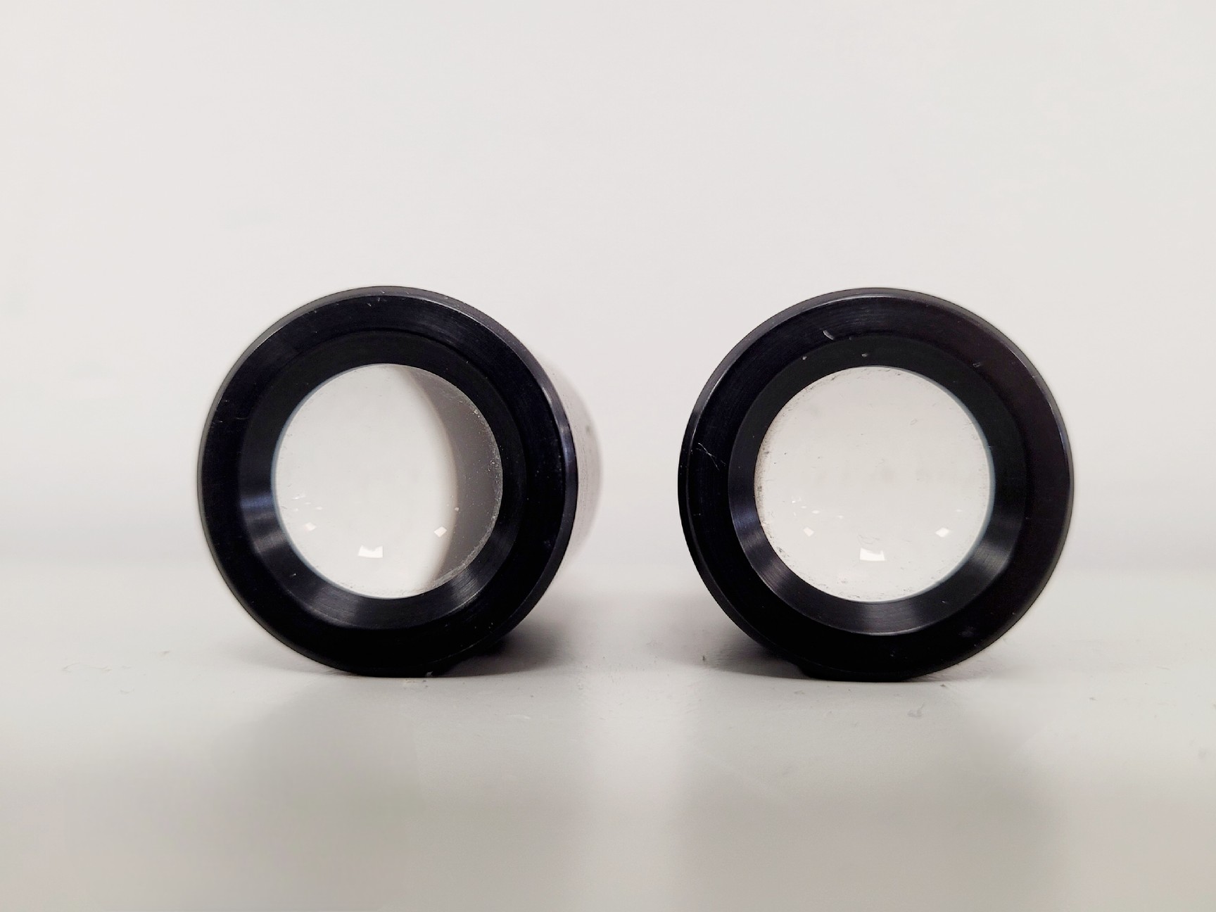 Image of Wild Heerbrugg M40A Inverted Microscope 4/0.10, 10/0.25 Ph, 20/0.25 Ph, 40/0.25