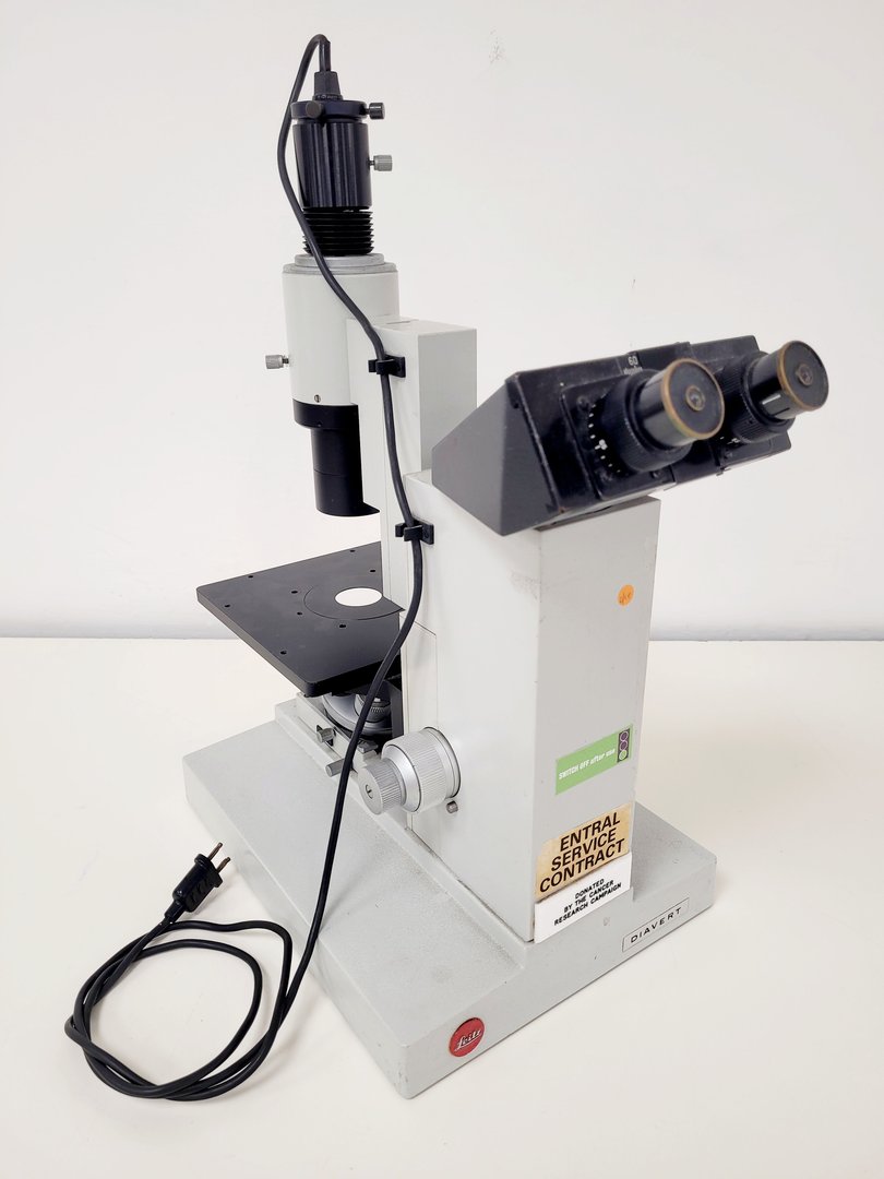 Leitz Diavert Inverted Microscope w/ 3 x Objectives Lab