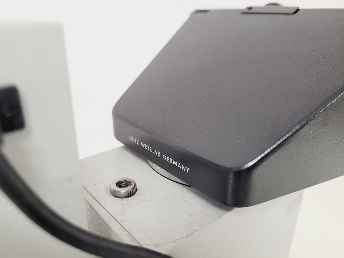 Image of Leitz Diavert Inverted Microscope w/ 3 x Objectives Lab