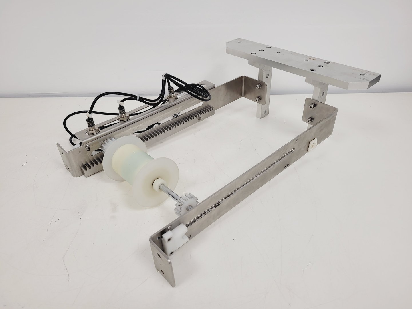 Image of Wiselive Laboratory Wisemini Sorbent Packet Dispenser Reel Cabinet - Automation