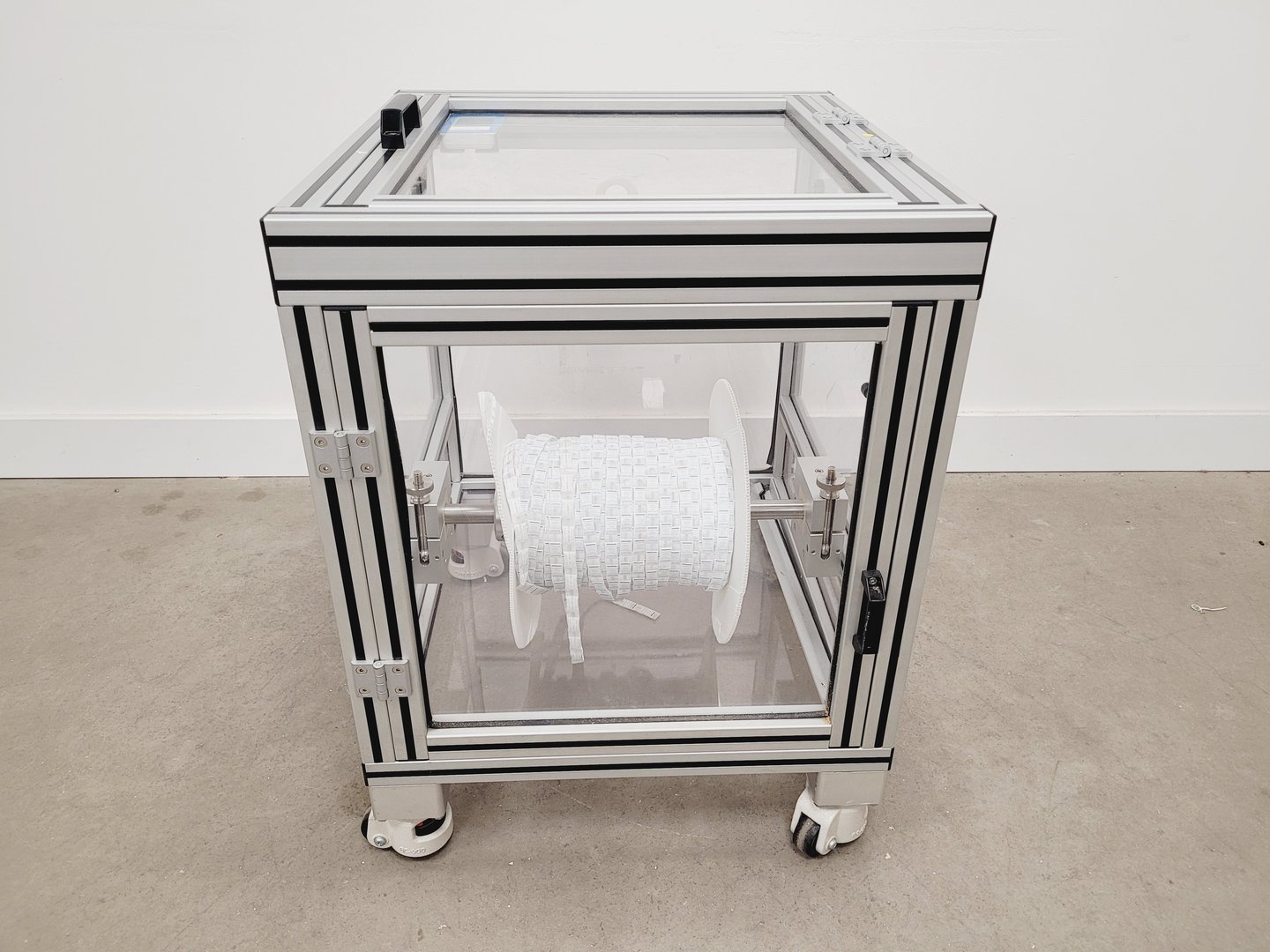 Image of Wiselive Laboratory Wisemini Sorbent Packet Dispenser Reel Cabinet - Automation