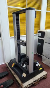 Thumbnail image of Instron 5566